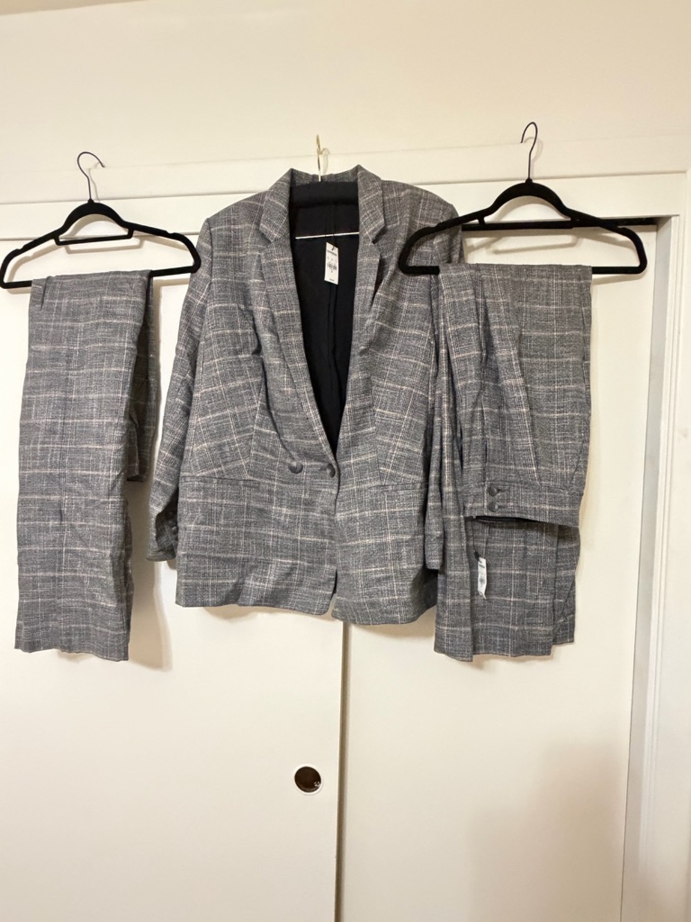 Express Grey Plaid Two-Piece Suit Jacket & Pants x 2 New NWT